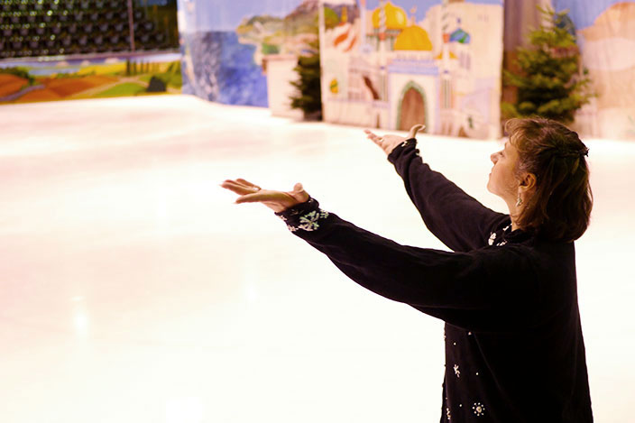 Marina Kielmann, Holiday on Ice, Eislaufstipendium, Ernsting's family, Gewinnspiel, Eislauf-Star